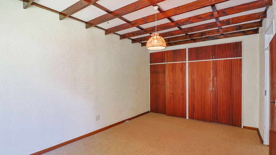 5 Bedroom Property for Sale in Protea Park North West